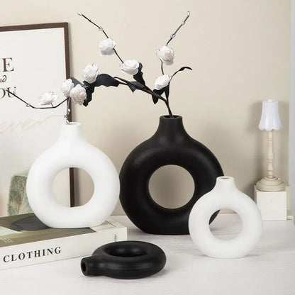 Vase en forme de cercle - - La Mode Escape